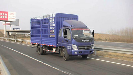 福田牌BJ5049V9CEA-1型倉(cāng)柵式運(yùn)輸車